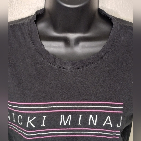 NICKI Minaj Pink Friday Womens Small Band T-shirt Rap Tee Distressed Tultex Thin - Picture 2 of 10